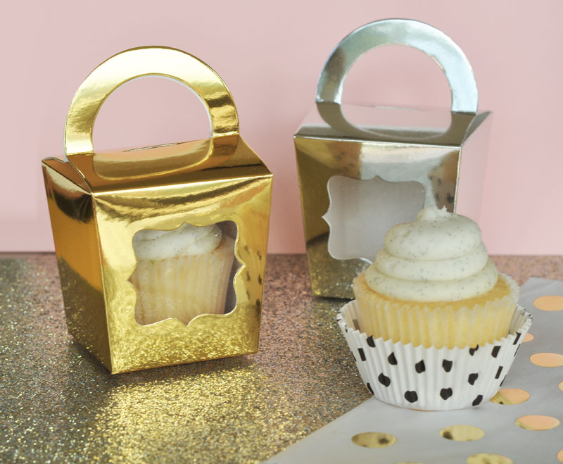 2001556 Squre Shap Golden Cupcake Box